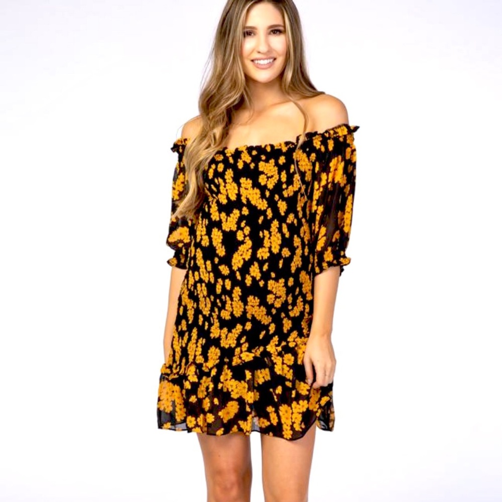 LUSH Smocked Off Shoulder Floral Ruffled Dress S:M